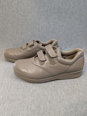 SAS Me Too Walking Shoes Women's 8 Mocha Leather Hook EZ Loops